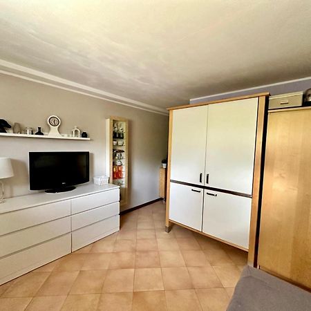 Apartamento Brevi Periodi Reggio Emilia Exterior foto